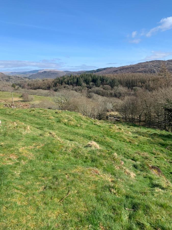 Snowdonia Rock Cottage - Cosy And Pet Friendly Penrhyndeudreath Exterior photo